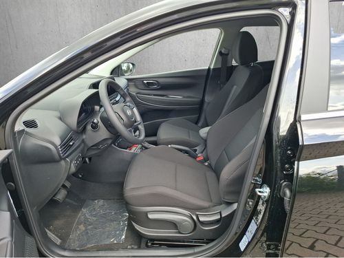 https://csb-strapi-files.fsn1.your-objectstorage.com/inventory-cars/images/df885d797be2b832691759a8dc04ae8140e77c23/9_500_2922.jpg
