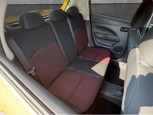 https://csb-strapi-files.fsn1.your-objectstorage.com/inventory-cars/images/df90bf60ab2c02cf023a17c70af55b96a1c367d5/18_500_3675.jpg