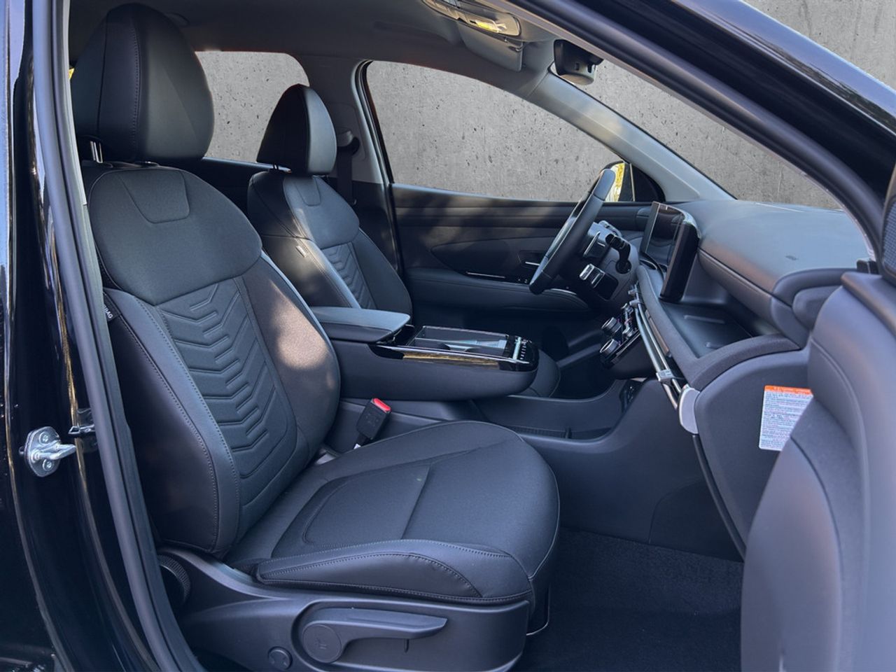 https://csb-strapi-files.fsn1.your-objectstorage.com/inventory-cars/images/df991ced311b656f62cc1f03b462615be89631a3/20_1280_1432.jpg