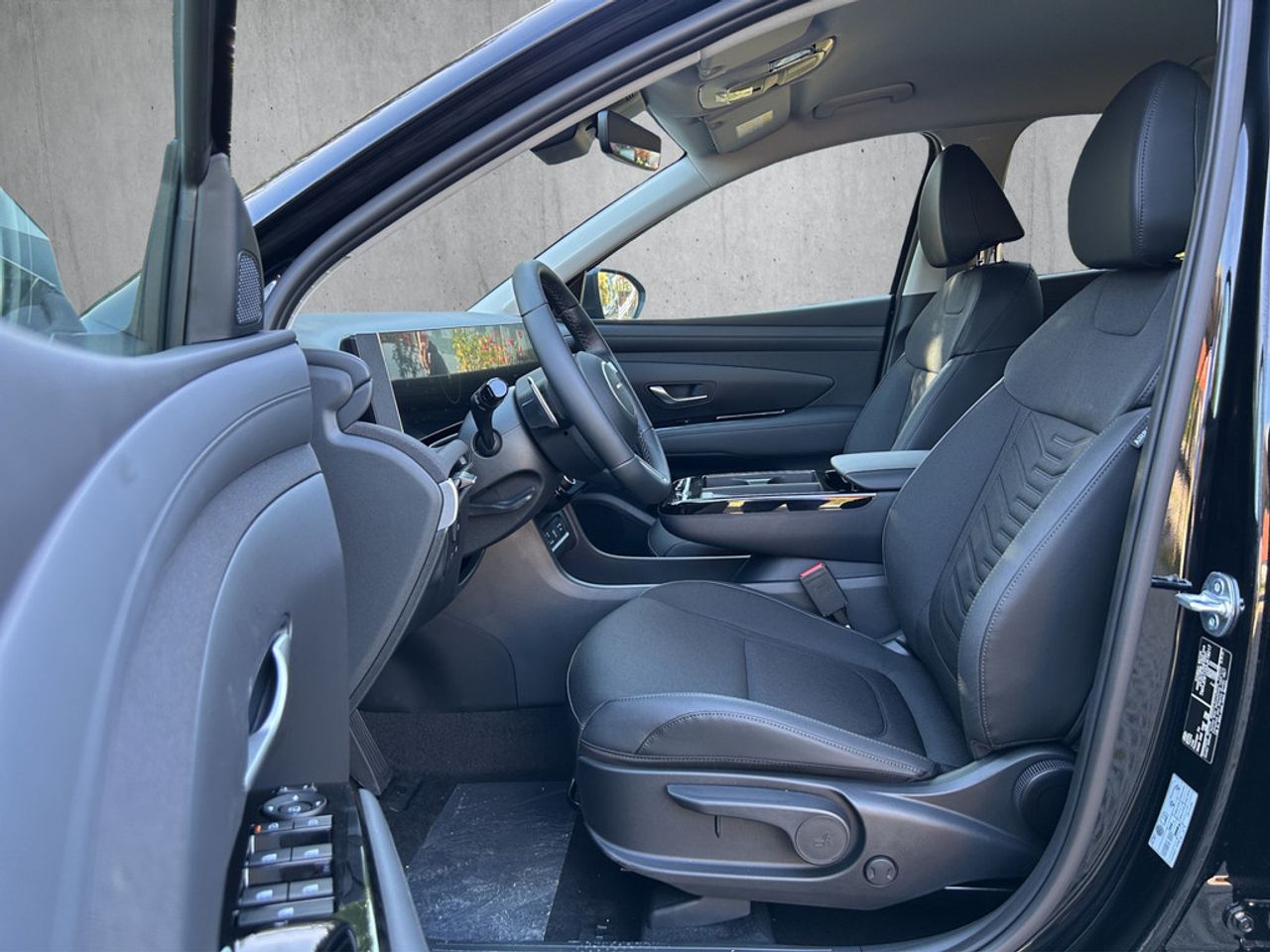 https://csb-strapi-files.fsn1.your-objectstorage.com/inventory-cars/images/df991ced311b656f62cc1f03b462615be89631a3/9_1280_5036.jpg