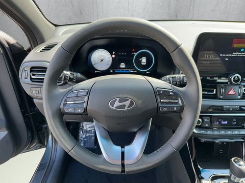 https://csb-strapi-files.fsn1.your-objectstorage.com/inventory-cars/images/e067fd5cbf24c7cb3d54c023c6da93fdd9e65a0b/10_500_1430.jpg