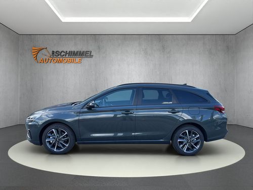 https://csb-strapi-files.fsn1.your-objectstorage.com/inventory-cars/images/e067fd5cbf24c7cb3d54c023c6da93fdd9e65a0b/3_500_9961.jpg