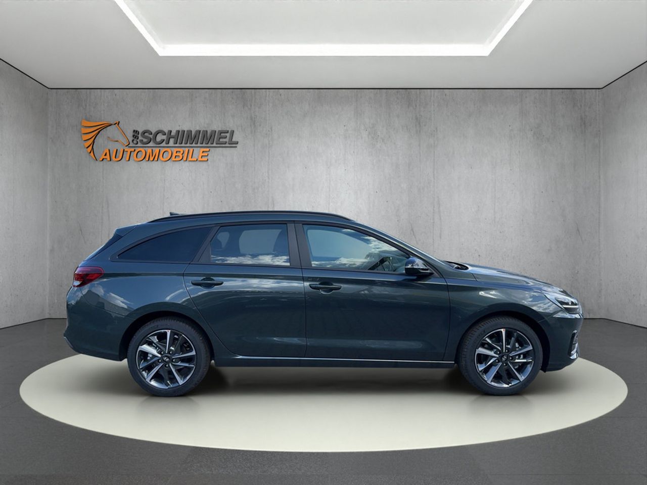 https://csb-strapi-files.fsn1.your-objectstorage.com/inventory-cars/images/e067fd5cbf24c7cb3d54c023c6da93fdd9e65a0b/7_1280_1014.jpg