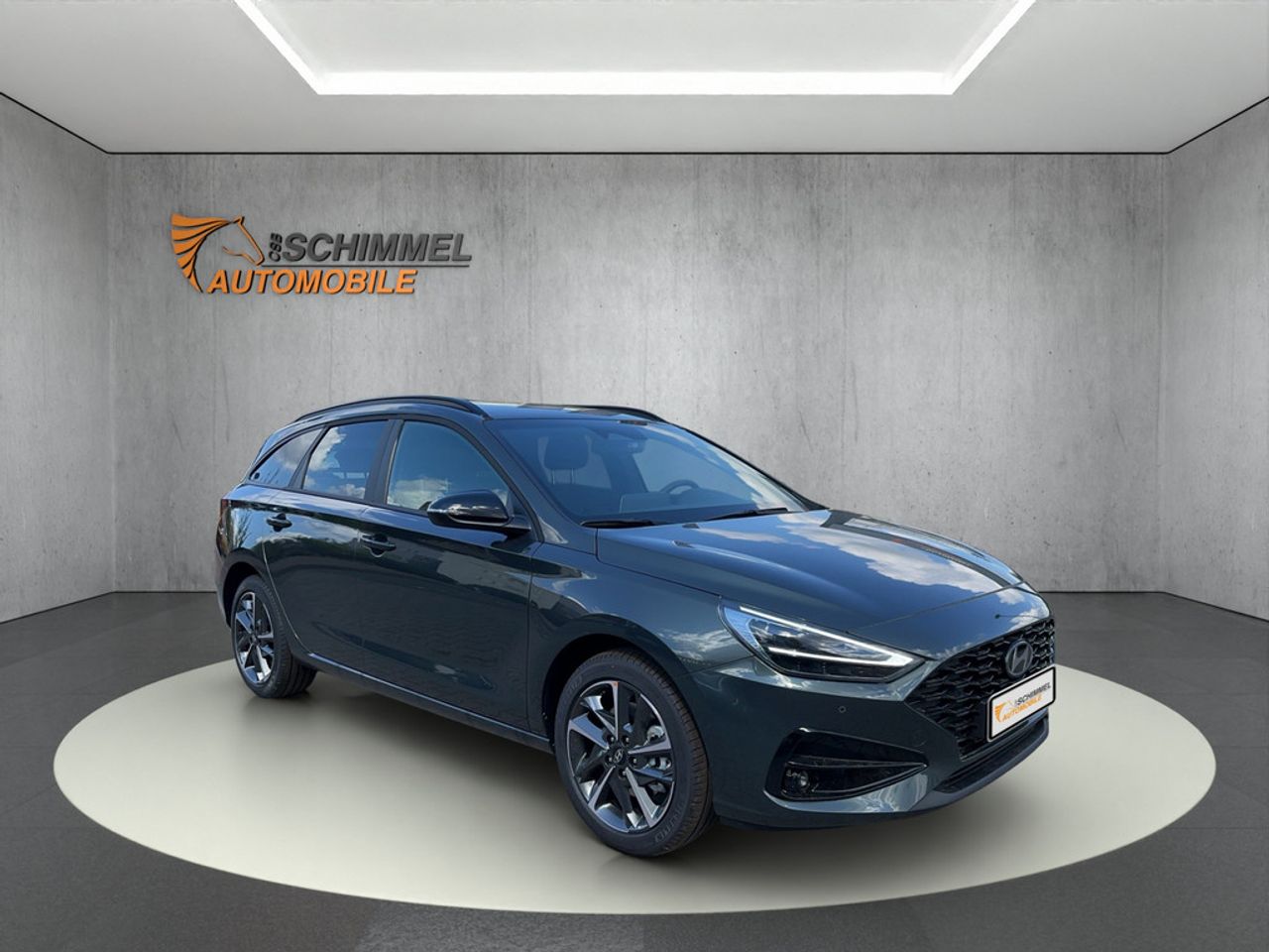 https://csb-strapi-files.fsn1.your-objectstorage.com/inventory-cars/images/e067fd5cbf24c7cb3d54c023c6da93fdd9e65a0b/8_1280_6412.jpg
