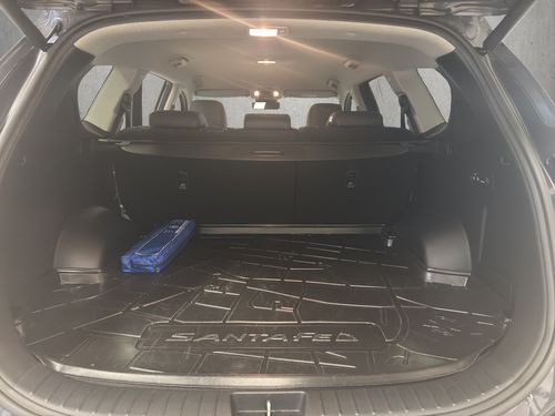 https://csb-strapi-files.fsn1.your-objectstorage.com/inventory-cars/images/e208bae72c3fc655a67707d05dca019e09ae3b71/18_500_1315.jpg