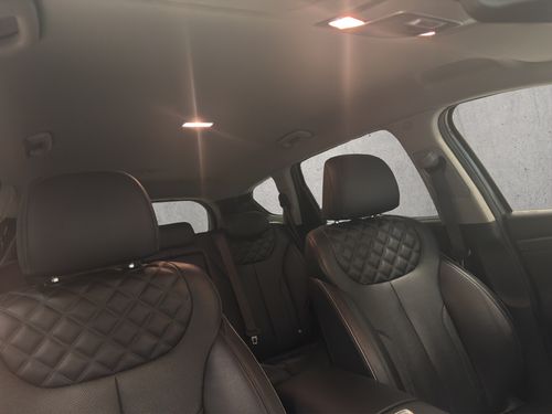 https://csb-strapi-files.fsn1.your-objectstorage.com/inventory-cars/images/e208bae72c3fc655a67707d05dca019e09ae3b71/22_500_5977.jpg