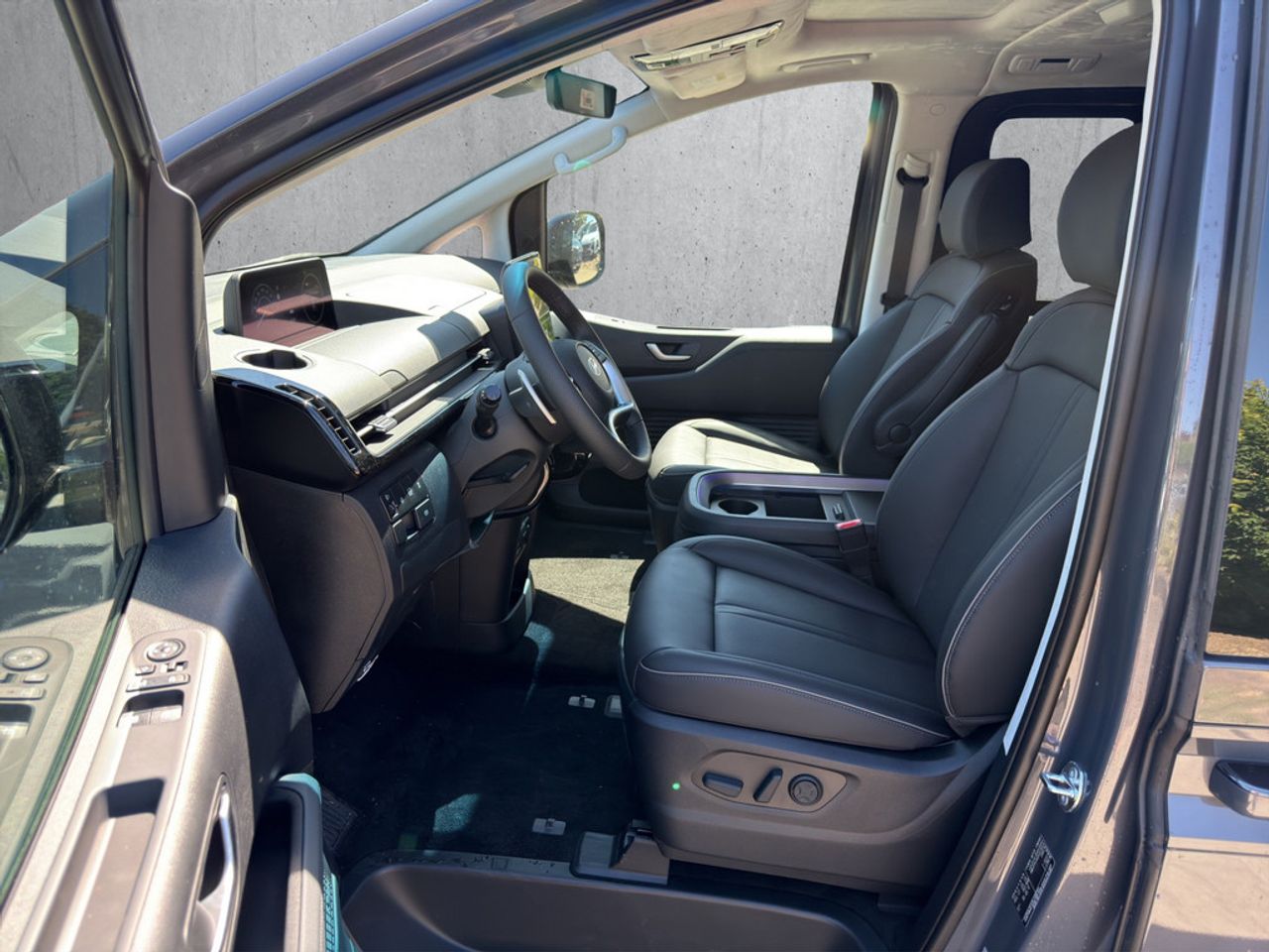 https://csb-strapi-files.fsn1.your-objectstorage.com/inventory-cars/images/e37357dc2e247d477f8629be3535ac2e3f28debf/10_1280_6493.jpg