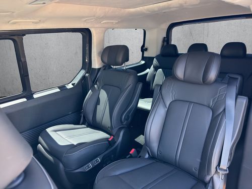 https://csb-strapi-files.fsn1.your-objectstorage.com/inventory-cars/images/e37357dc2e247d477f8629be3535ac2e3f28debf/12_500_2874.jpg