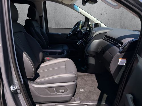 https://csb-strapi-files.fsn1.your-objectstorage.com/inventory-cars/images/e37357dc2e247d477f8629be3535ac2e3f28debf/19_500_7804.jpg