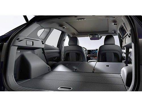 https://csb-strapi-files.fsn1.your-objectstorage.com/inventory-cars/images/e4b6954616c8e498ab83f49e7e1d8e8a52613d66/13_500_3695.jpg
