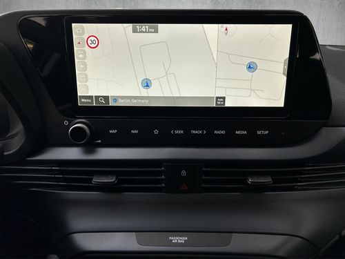 https://csb-strapi-files.fsn1.your-objectstorage.com/inventory-cars/images/e4d1074e910af8bedf1612835b97a3d7a3e8e488/18_500_9488.jpg