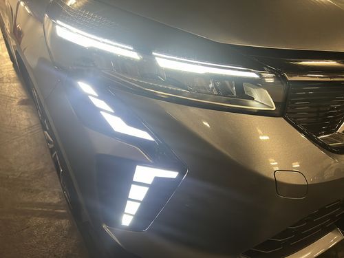 https://csb-strapi-files.fsn1.your-objectstorage.com/inventory-cars/images/e4dd046747d98d629f9929468ad819e4044908e4/32_500_2452.jpg