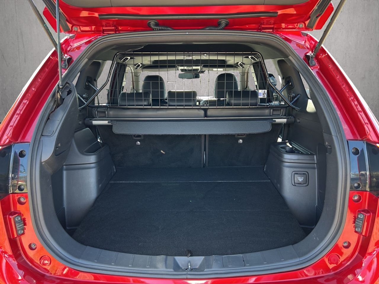 https://csb-strapi-files.fsn1.your-objectstorage.com/inventory-cars/images/e5f1af0a7e0641ae712761ea5f1c6ba6a95be0a2/17_1280_1699.jpg