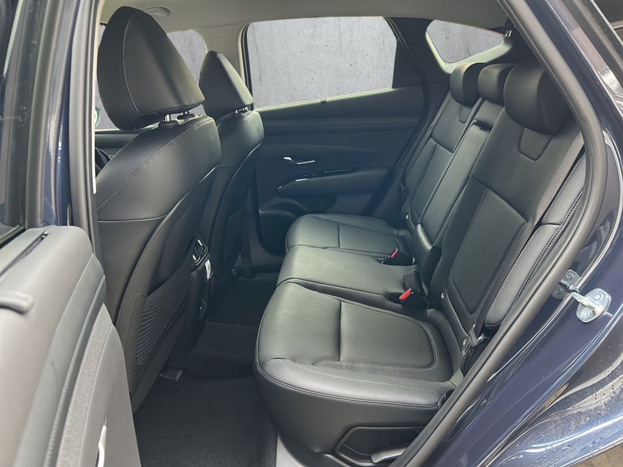 https://csb-strapi-files.fsn1.your-objectstorage.com/inventory-cars/images/e6e7b64ee3eca2d7442bc5e3476686bfbc8e3e17/13_1280_8979.jpg