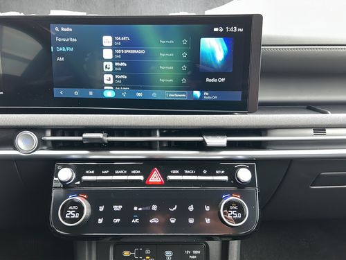 https://csb-strapi-files.fsn1.your-objectstorage.com/inventory-cars/images/e6e7b64ee3eca2d7442bc5e3476686bfbc8e3e17/17_500_5331.jpg