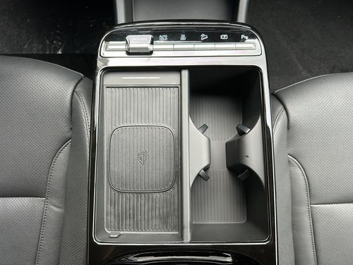 https://csb-strapi-files.fsn1.your-objectstorage.com/inventory-cars/images/e6e7b64ee3eca2d7442bc5e3476686bfbc8e3e17/18_500_3018.jpg