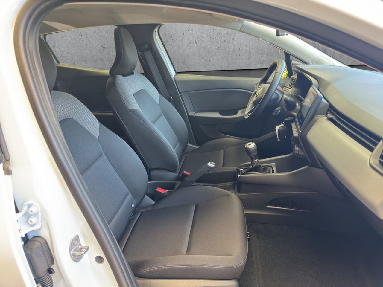 https://csb-strapi-files.fsn1.your-objectstorage.com/inventory-cars/images/e742d1e9754e29265c3afdf025d411ce0a60fc05/17_1280_1804.jpg