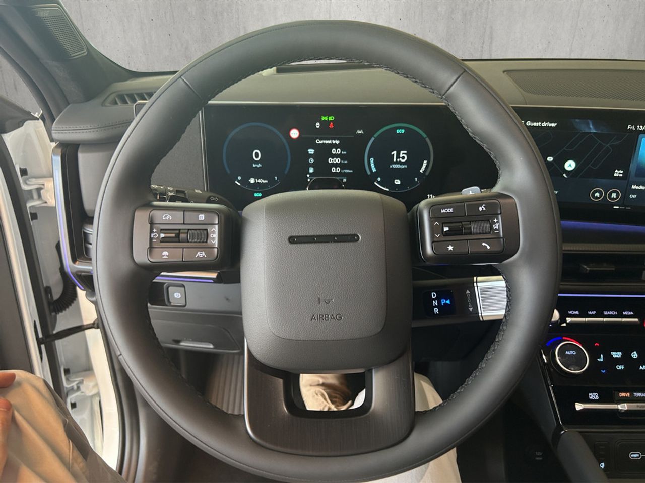 https://csb-strapi-files.fsn1.your-objectstorage.com/inventory-cars/images/e794e370491b033cd4623ffe14d01041e313d770/10_1280_7016.jpg