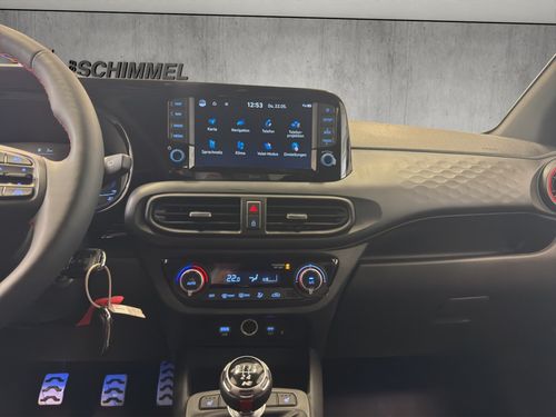 https://csb-strapi-files.fsn1.your-objectstorage.com/inventory-cars/images/e881f7b1eac9ef425494e0b509883b43843dd318/16_500_3545.jpg