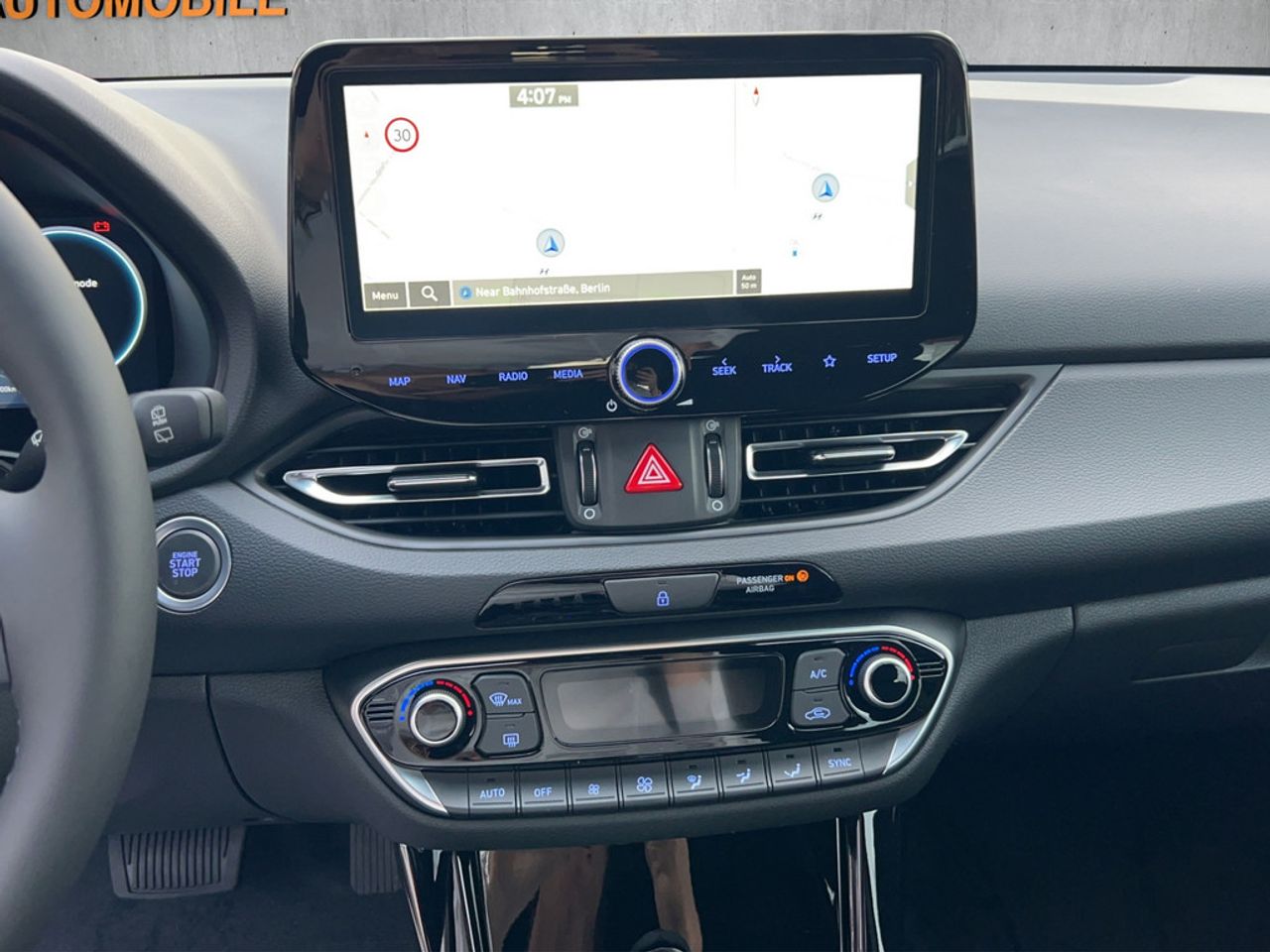 https://csb-strapi-files.fsn1.your-objectstorage.com/inventory-cars/images/e90e3218c382aeb5f877e8ef435a5e866086dc4f/12_1280_2785.jpg