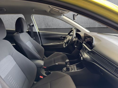 https://csb-strapi-files.fsn1.your-objectstorage.com/inventory-cars/images/e952d2fc4a0d4af2c3f7f4ac9cbb3192599941fd/13_500_3864.jpg