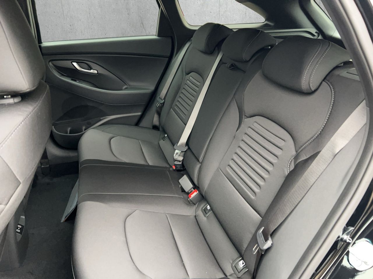 https://csb-strapi-files.fsn1.your-objectstorage.com/inventory-cars/images/e98fc95c9ab998879686cf6a15aad5e8a34ed8e8/15_1280_8028.jpg