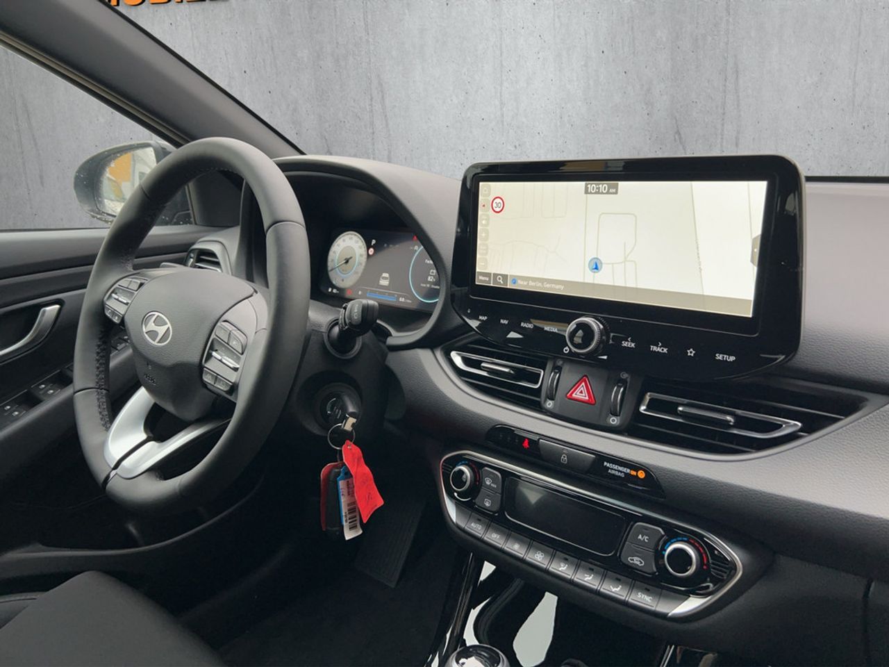 https://csb-strapi-files.fsn1.your-objectstorage.com/inventory-cars/images/e98fc95c9ab998879686cf6a15aad5e8a34ed8e8/22_1280_4482.jpg