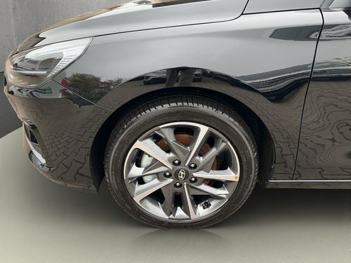 https://csb-strapi-files.fsn1.your-objectstorage.com/inventory-cars/images/e98fc95c9ab998879686cf6a15aad5e8a34ed8e8/2_500_8842.jpg
