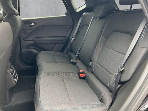 https://csb-strapi-files.fsn1.your-objectstorage.com/inventory-cars/images/e9db584ccc18fe240e2393ef65f0bd114b64cd83/14_500_7654.jpg