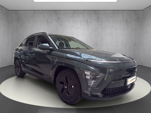 https://csb-strapi-files.fsn1.your-objectstorage.com/inventory-cars/images/eec643a15d29801d2e9d5815a6049a74c65e0d98/9_500_9932.jpg