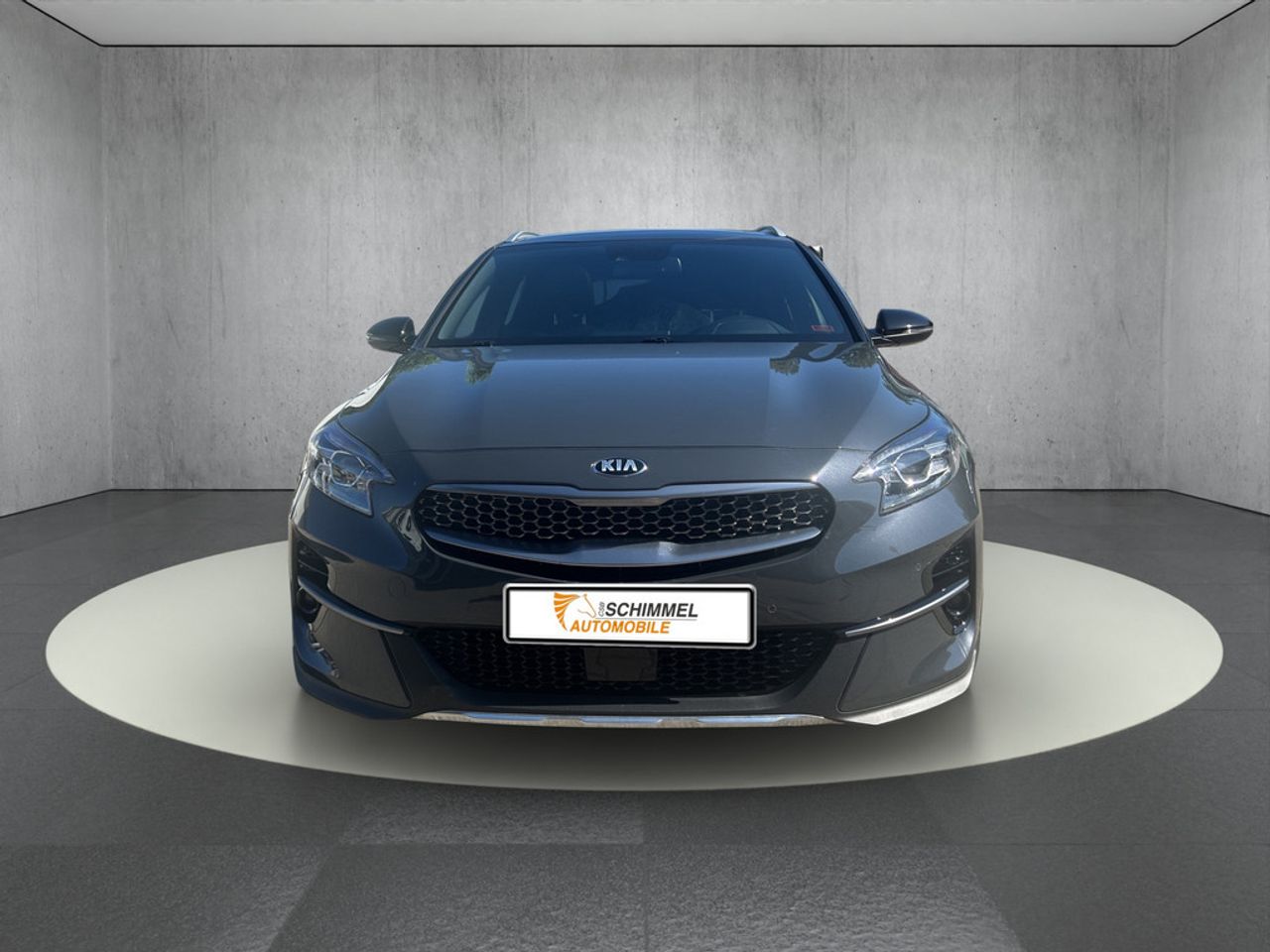 https://csb-strapi-files.fsn1.your-objectstorage.com/inventory-cars/images/efede08e4db71c0b4f5c83d4a97c0f49cc352bfa/7_1280_3710.jpg