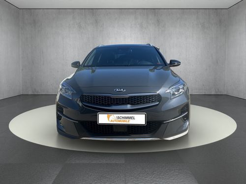 https://csb-strapi-files.fsn1.your-objectstorage.com/inventory-cars/images/efede08e4db71c0b4f5c83d4a97c0f49cc352bfa/7_500_6397.jpg