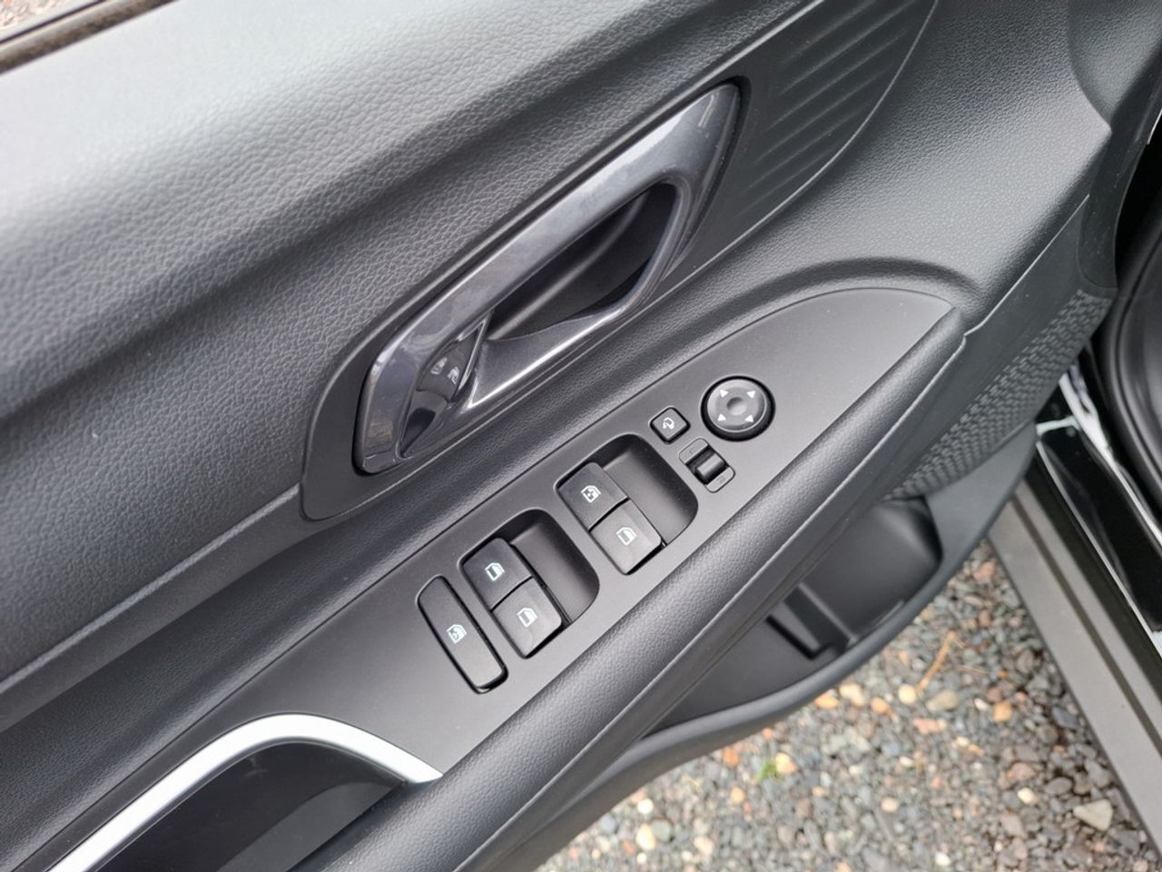 https://csb-strapi-files.fsn1.your-objectstorage.com/inventory-cars/images/f0ace1e9696a7dfb0e8319e9733f71f51ba29f08/13_1280_1354.jpg