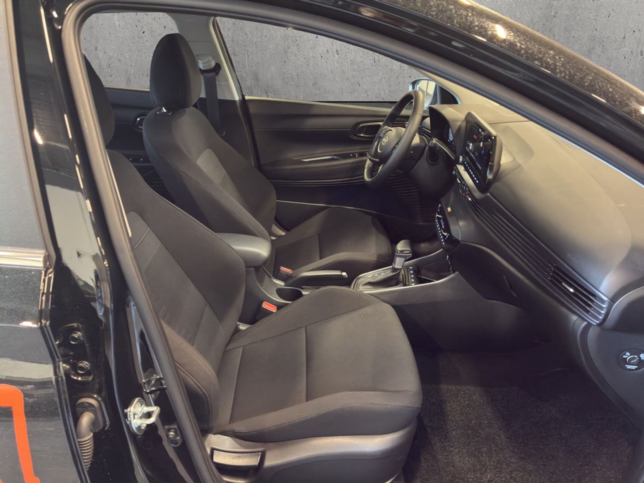 https://csb-strapi-files.fsn1.your-objectstorage.com/inventory-cars/images/f18c3bb116a60c8cceb4c7fc1eb325a58d87ab0a/18_1280_9185.jpg