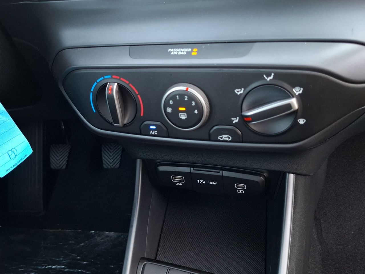 https://csb-strapi-files.fsn1.your-objectstorage.com/inventory-cars/images/f1b0b1d0628b3b88ee124590e054dd18d9d9489c/20_1280_7790.jpg