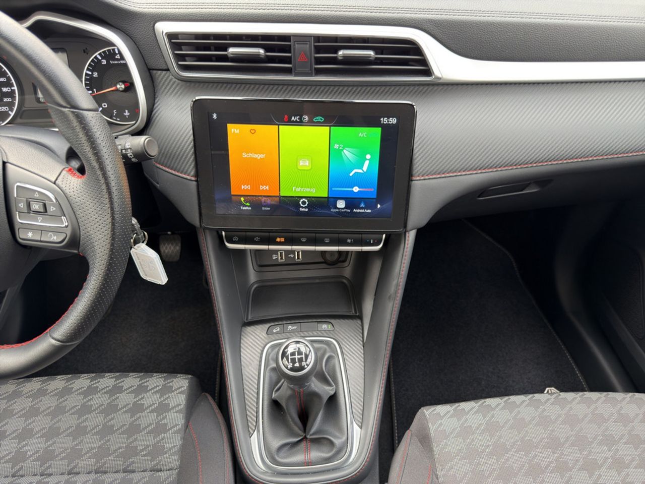 https://csb-strapi-files.fsn1.your-objectstorage.com/inventory-cars/images/f2bb56f7780706aca596beec59fb522ff2f4acb8/18_1280_9253.jpg
