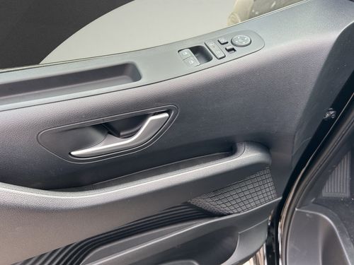 https://csb-strapi-files.fsn1.your-objectstorage.com/inventory-cars/images/f2cd63d69bd506acce4b3ced7ec9d65e67ea18ec/11_500_2810.jpg
