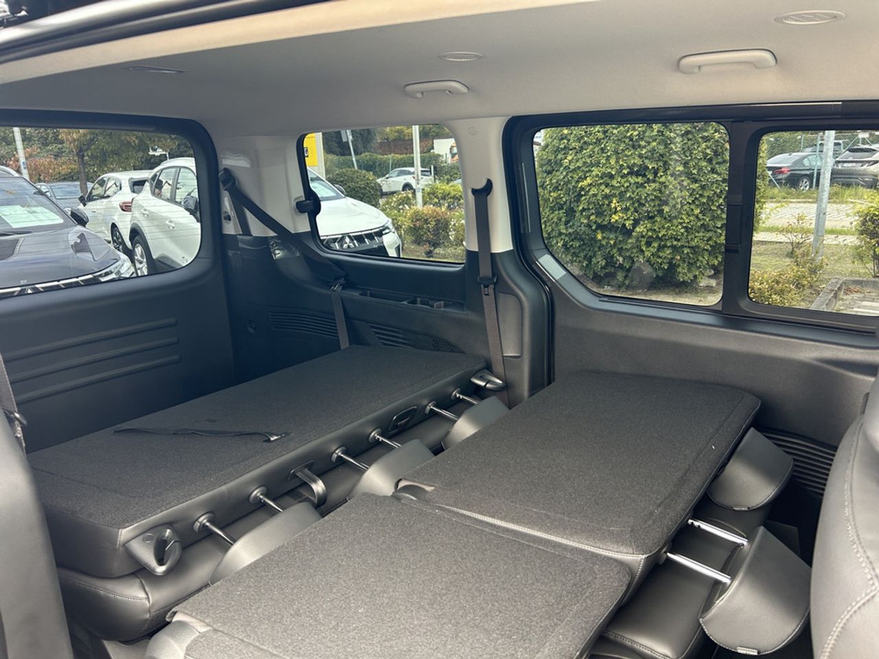 https://csb-strapi-files.fsn1.your-objectstorage.com/inventory-cars/images/f2cd63d69bd506acce4b3ced7ec9d65e67ea18ec/32_1280_6531.jpg