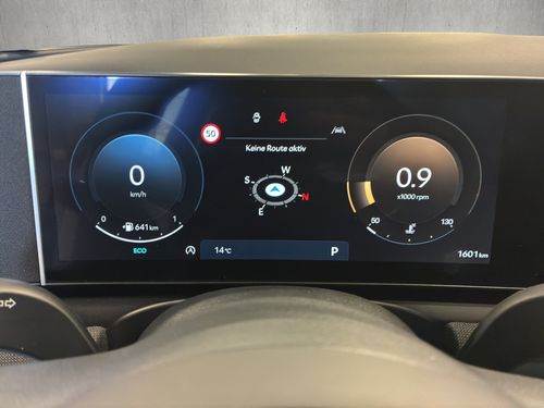 https://csb-strapi-files.fsn1.your-objectstorage.com/inventory-cars/images/f4d98c2e47109fc2b0f82d17bae1473ab6bcc4b2/11_500_4878.jpg