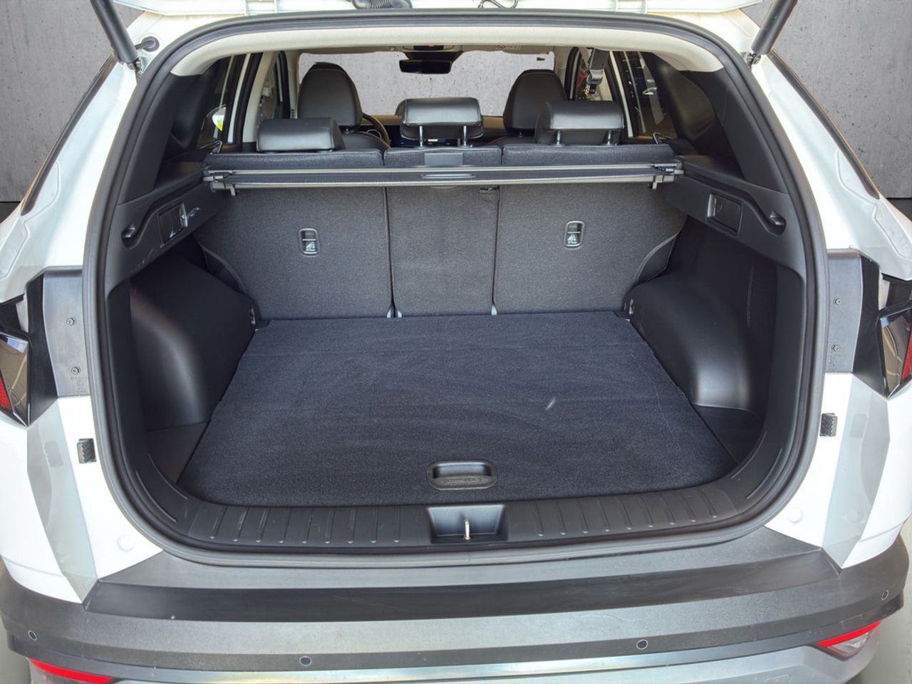 https://csb-strapi-files.fsn1.your-objectstorage.com/inventory-cars/images/f4d98c2e47109fc2b0f82d17bae1473ab6bcc4b2/18_1280_7424.jpg