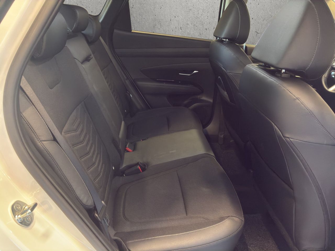 https://csb-strapi-files.fsn1.your-objectstorage.com/inventory-cars/images/f4d98c2e47109fc2b0f82d17bae1473ab6bcc4b2/19_1280_1102.jpg
