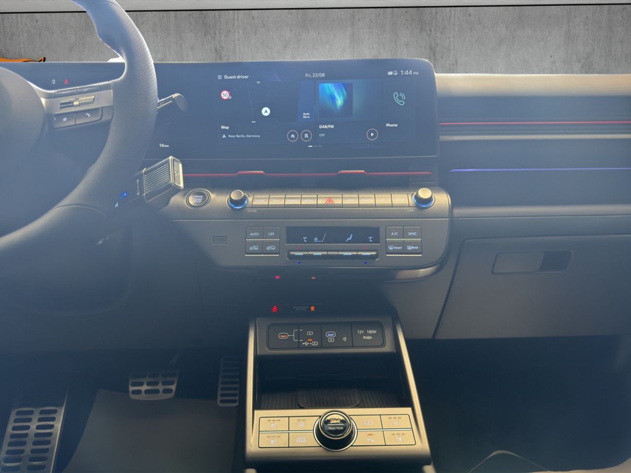 https://csb-strapi-files.fsn1.your-objectstorage.com/inventory-cars/images/f558eca55ae8a1c2fa996530ed44b0332a18fb07/16_1280_7929.jpg