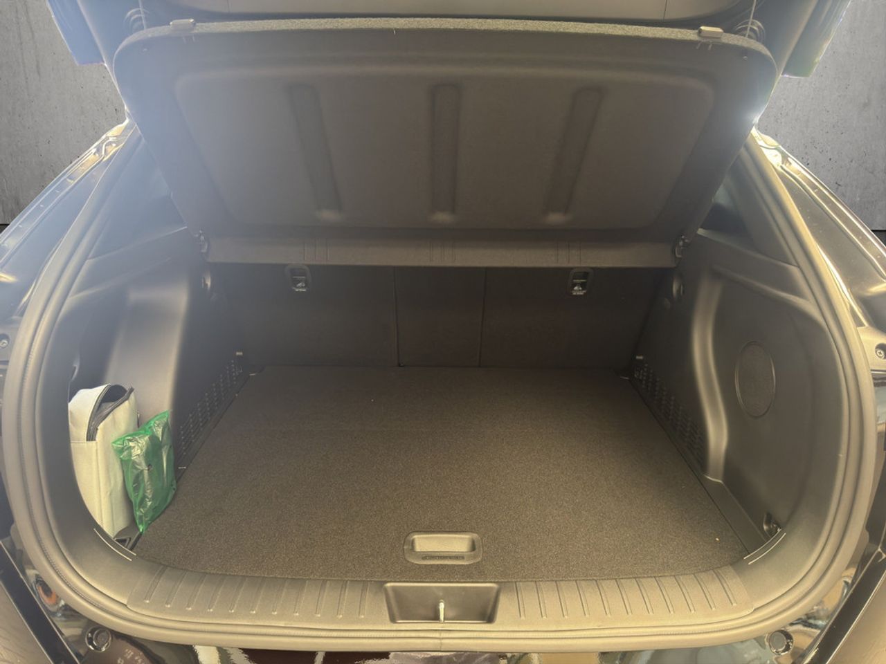 https://csb-strapi-files.fsn1.your-objectstorage.com/inventory-cars/images/f558eca55ae8a1c2fa996530ed44b0332a18fb07/17_1280_3872.jpg