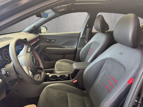 https://csb-strapi-files.fsn1.your-objectstorage.com/inventory-cars/images/f558eca55ae8a1c2fa996530ed44b0332a18fb07/9_500_3773.jpg