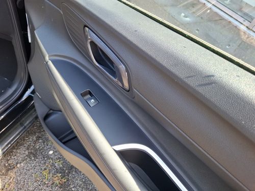 https://csb-strapi-files.fsn1.your-objectstorage.com/inventory-cars/images/f669f343b728fdba71ec0088e38770530554d1cf/20_500_4392.jpg