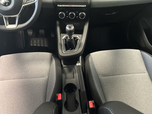 https://csb-strapi-files.fsn1.your-objectstorage.com/inventory-cars/images/f6a95728211a74e9a1b14acb86586f89456bb040/16_500_5526.jpg