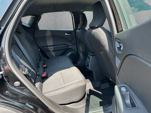 https://csb-strapi-files.fsn1.your-objectstorage.com/inventory-cars/images/f924dcf33e65c6e19860246a96b2973cae84de03/18_500_9302.jpg