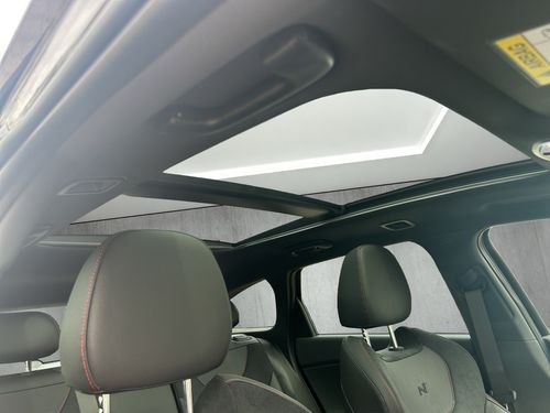 https://csb-strapi-files.fsn1.your-objectstorage.com/inventory-cars/images/fb8221bc779307d9a136c86bd7e7363f3df731c1/22_500_3504.jpg