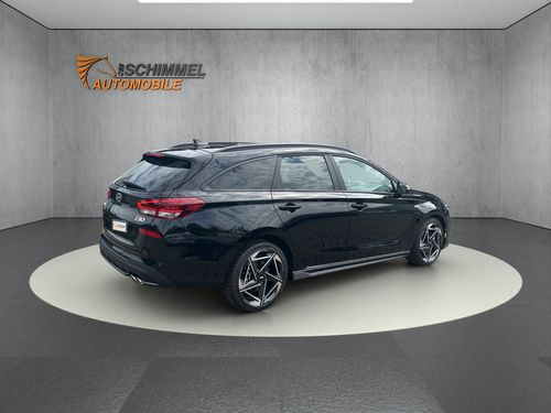 https://csb-strapi-files.fsn1.your-objectstorage.com/inventory-cars/images/fb8221bc779307d9a136c86bd7e7363f3df731c1/6_500_2844.jpg