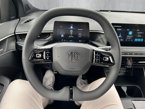 https://csb-strapi-files.fsn1.your-objectstorage.com/inventory-cars/images/fbd78a7bca2b78cdaf46ccb08c846aaad0a8ed34/10_500_9187.jpg
